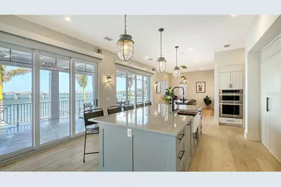 1300 Tangier Way, Sarasota, FL 34239 - Photo 11