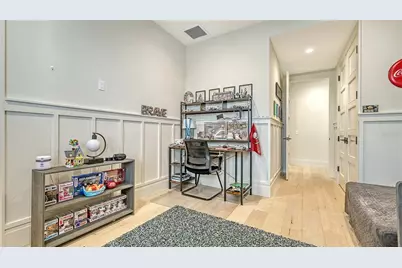 1300 Tangier Way, Sarasota, FL 34239 - Photo 37