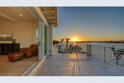 1300 Tangier Way, Sarasota, FL 34239 - Photo 33