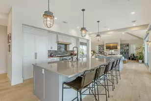 1300 Tangier Way, Sarasota, FL 34239 - Photo 15