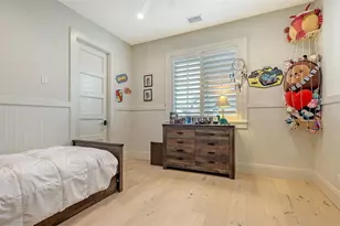 1300 Tangier Way, Sarasota, FL 34239 - Photo 41