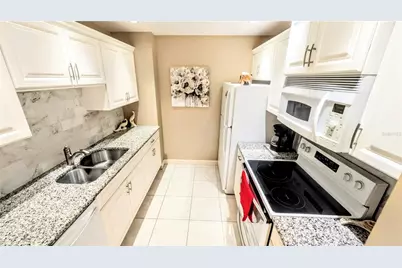 750 N Tamiami Trail #1404, Sarasota, FL 34236 - Photo 3