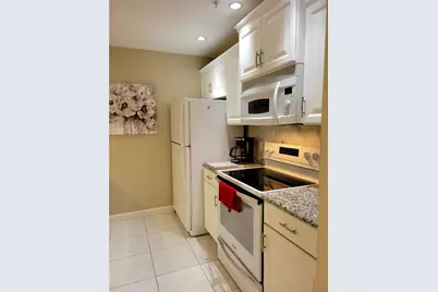 750 N Tamiami Trail #1404, Sarasota, FL 34236 - Photo 3