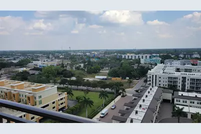 750 N Tamiami Trail #1404, Sarasota, FL 34236 - Photo 31