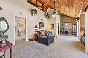 3073 Willow Green, Sarasota, FL 34235 - Photo 9