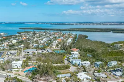 6324 Laguna Drive, Longboat Key, FL 34228 - Photo 7