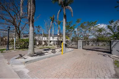 6324 Laguna Drive, Longboat Key, FL 34228 - Photo 11