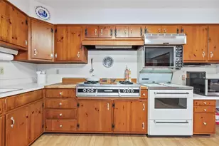1510 Lena Ln, Sarasota, FL 34240 - Photo 9