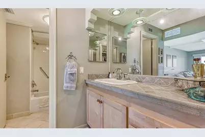 2301 Gulf Of Mexico Drive #33N, Longboat Key, FL 34228 - Photo 15