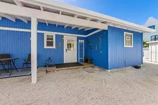 2408 Avenue B, Bradenton Beach, FL 34217 - Photo 5