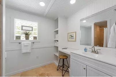 2408 Avenue B, Bradenton Beach, FL 34217 - Photo 21