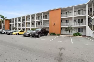 2326 Canal Dr, Bradenton, FL 34207 - Photo 5