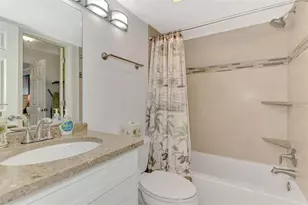 1618 Stickney Point Rd, Sarasota, FL 34231 - Photo 29