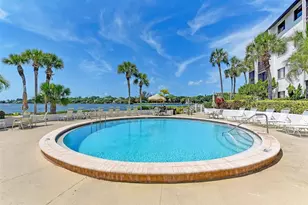 1618 Stickney Point Rd, Sarasota, FL 34231 - Photo 43