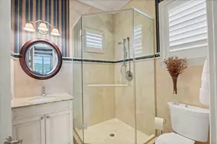 1137 N Lake Shore Dr, Sarasota, FL 34231 - Photo 41