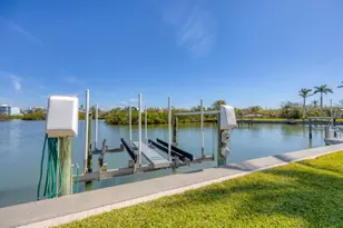1137 N Lake Shore Dr, Sarasota, FL 34231 - Photo 73
