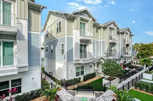 512 Laurel Pk Dr, Sarasota, FL 34236 - Photo 13