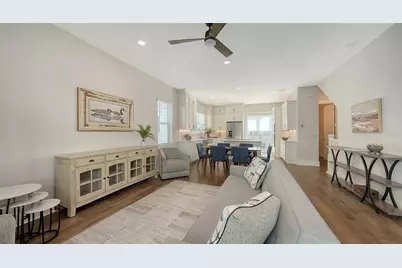 512 Laurel Park Drive, Sarasota, FL 34236 - Photo 11