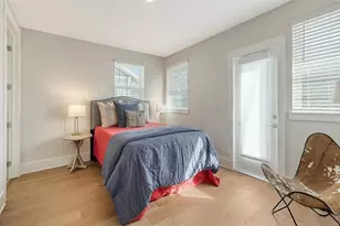 512 Laurel Pk Dr, Sarasota, FL 34236 - Photo 29