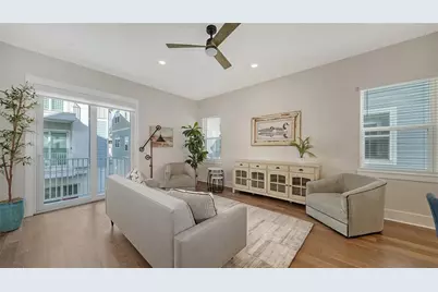 512 Laurel Park Drive, Sarasota, FL 34236 - Photo 9