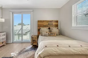 512 Laurel Pk Dr, Sarasota, FL 34236 - Photo 33