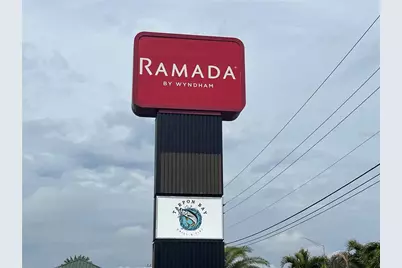 7150 N Tamiami Trail #S512, Sarasota, FL 34243 - Photo 3