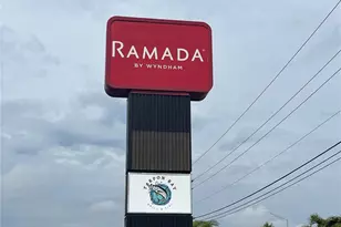 7150 N Tamiami Trl, Sarasota, FL 34243 - Photo 3