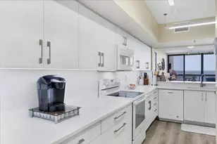 1930 Harbourside Dr, Longboat Key, FL 34228 - Photo 15