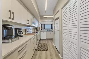 1930 Harbourside Dr, Longboat Key, FL 34228 - Photo 15