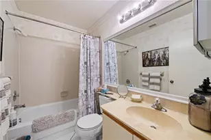 4655 46th St Ct W, Bradenton, FL 34210 - Photo 9