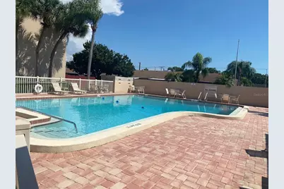 2763 Woodgate Lane #208, Sarasota, FL 34231 - Photo 5