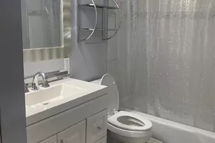 2763 Woodgate Ln, Sarasota, FL 34231 - Photo 19