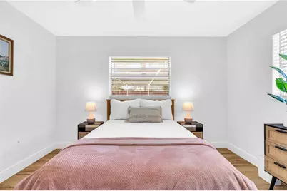 2921 Captiva Drive, Sarasota, FL 34231 - Photo 29