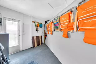 2921 Captiva Dr, Sarasota, FL 34231 - Photo 47