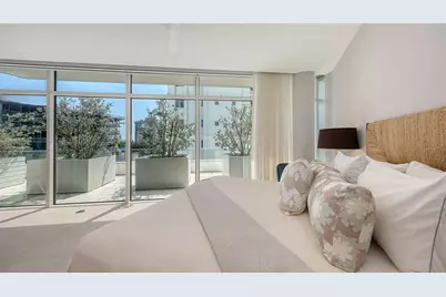 280 Golden Gate Point #400, Sarasota, FL 34236 - Photo 23