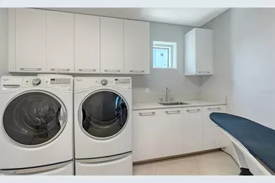 280 Golden Gate Point #400, Sarasota, FL 34236 - Photo 41