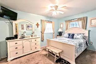 2057 Sunset Dr, Bradenton, FL 34207 - Photo 27