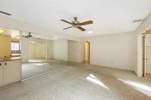 3692 Glen Oaks Manor Dr, Sarasota, FL 34232 - Photo 9