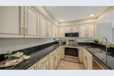 11 Sunset Drive #303, Sarasota, FL 34236 - Photo 11