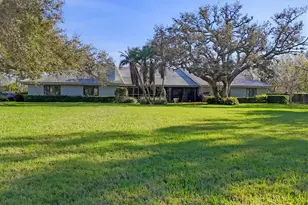 3825 Wilshire Cir, Sarasota, FL 34238 - Photo 33