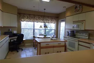 4555 Bay Club Dr, Bradenton, FL 34210 - Photo 17