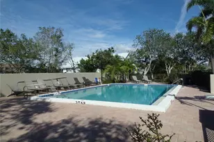 4555 Bay Club Dr, Bradenton, FL 34210 - Photo 11