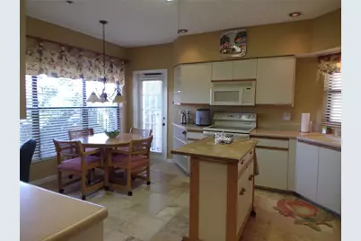 4555 Bay Club Drive #22, Bradenton, FL 34210 - Photo 3