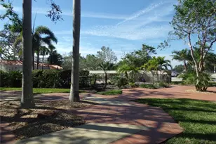4555 Bay Club Dr, Bradenton, FL 34210 - Photo 31