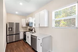 1739 16th Ave S, Saint Petersburg, FL 33712 - Photo 33