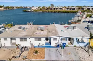 15 Seaside Ct, Holmes Beach, FL 34217 - Photo 11