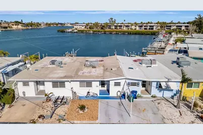 15 Seaside Court, Holmes Beach, FL 34217 - Photo 13
