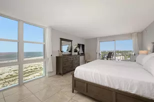 1 Benjamin Franklin Dr, Sarasota, FL 34236 - Photo 25