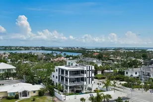 1 Benjamin Franklin Dr, Sarasota, FL 34236 - Photo 37