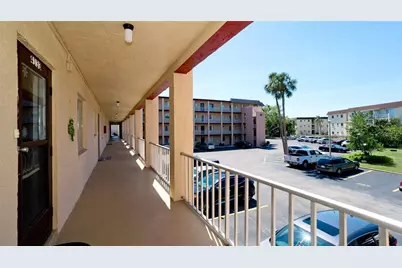 4133 Heron Way #E202, Bradenton, FL 34205 - Photo 5